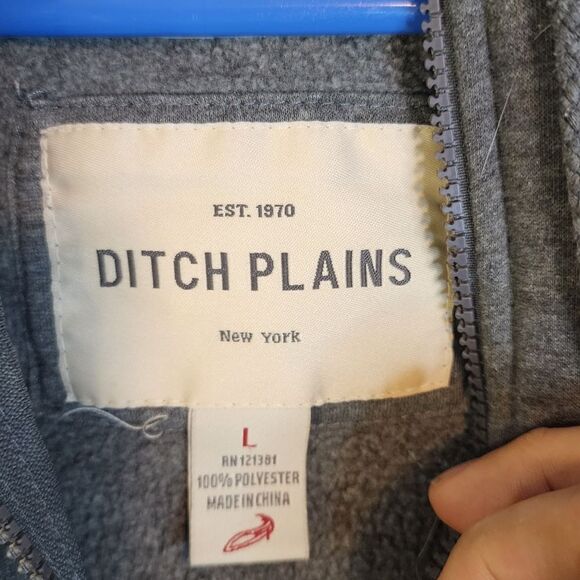 Men's Ditch Plains full zip sweater hoodie, size Large - Picture 3 of 4